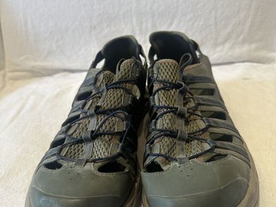 Columbia Mens 10.5 Olive Green, Hiking Sandals