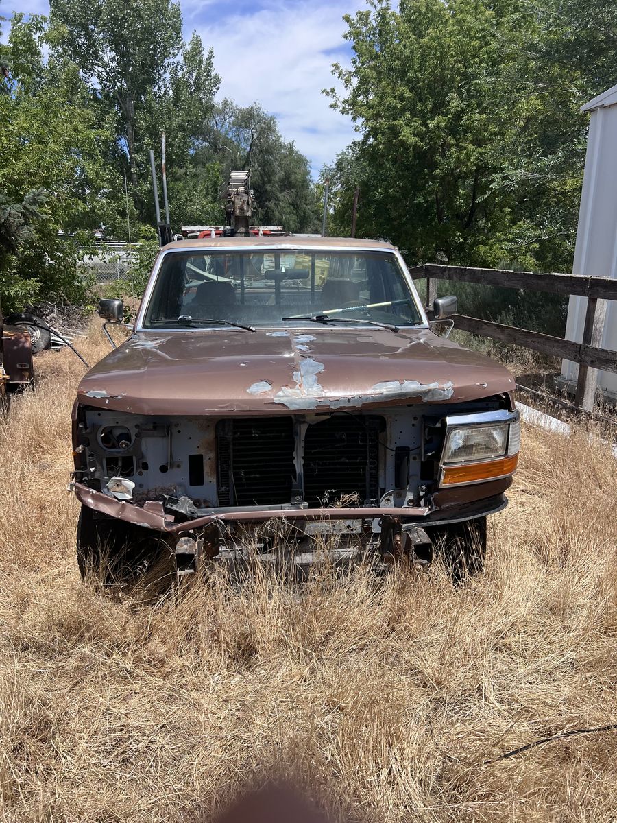 1991 Ford F-150 Half Ton Pickup Truck - 300 Six Engine, Manual Transmission, Front End Damage