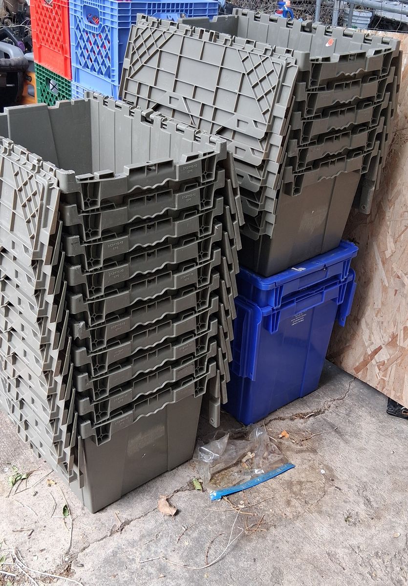 Flip top plastic storage bins