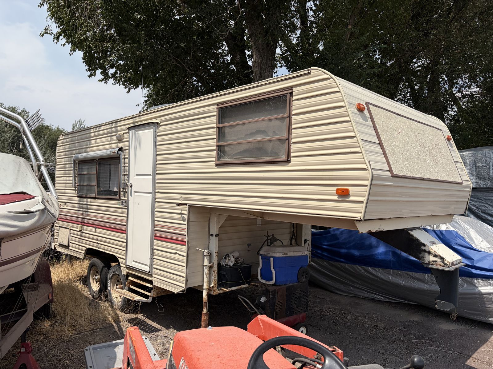 21' 5th Fifth Wheel Camp trailer 1989 Espre model 208 