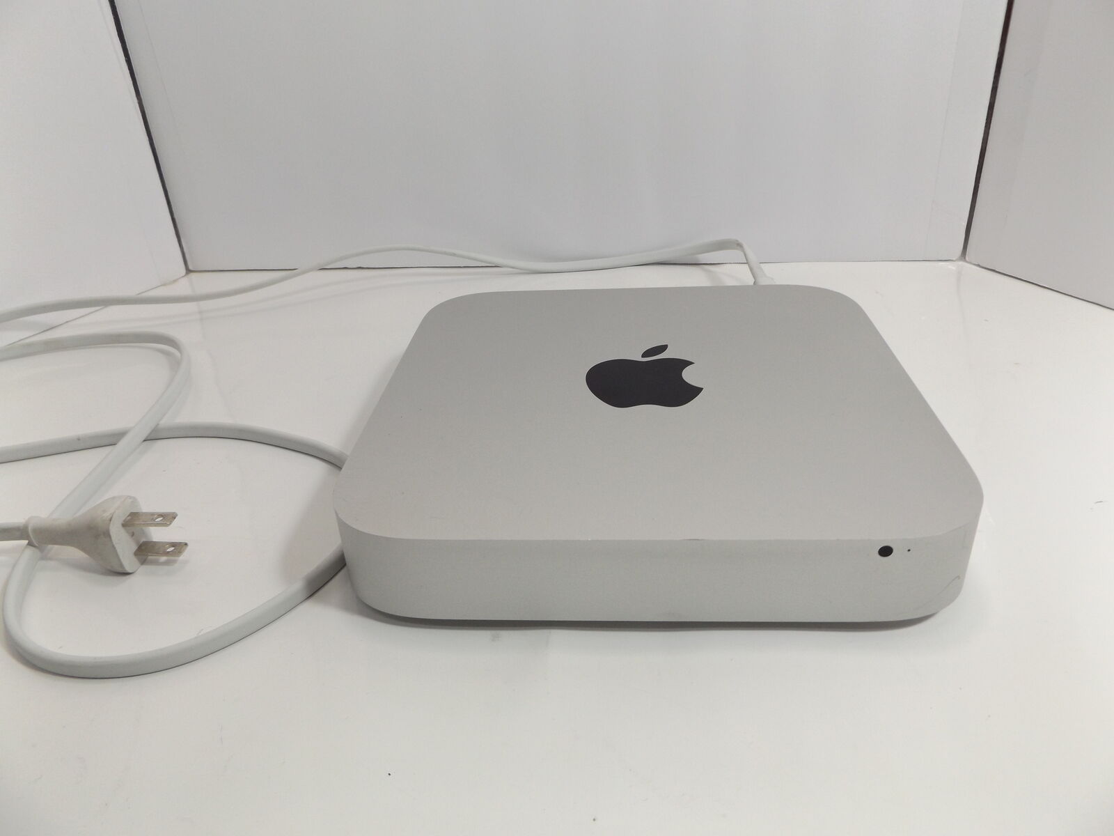 Mac mini A1347 EMC 2840 macOS Monterey Processor 1.4Ghz i5 HD500GB Memory 8GB