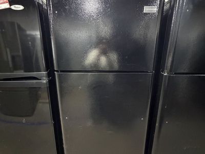 GREAT CONDITION FRIGIDAIRE BLACK TOP BOTTOM FRIDGE