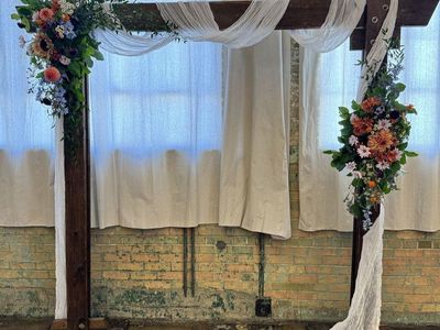 White Cheesecloth Table Runners