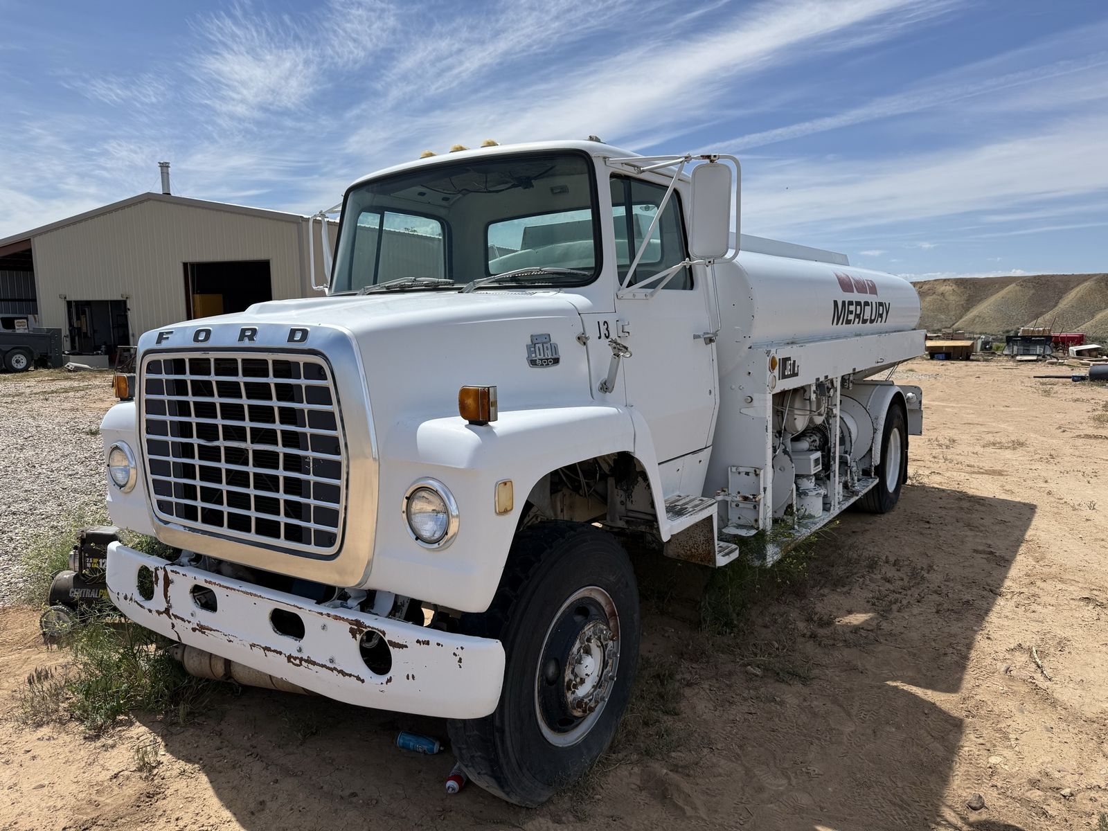 1980s Ford 8,000 Gas Motor. No title.