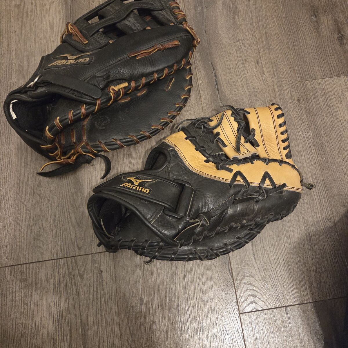 (2) Mizuno First baseman Gloves Left