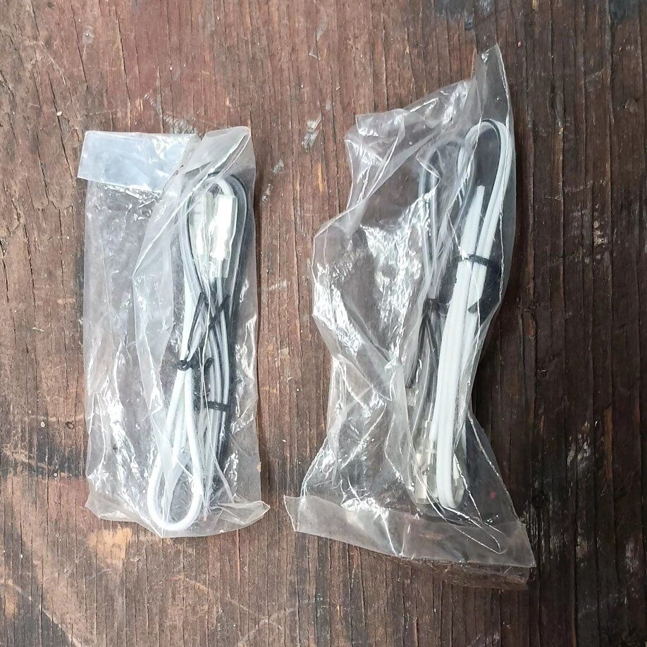 Car speaker wires