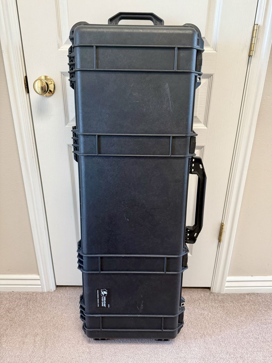 Pelican 1720 Series Rolling Long Carrying Case