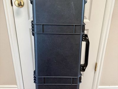 Pelican 1720 Series Rolling Long Carrying Case