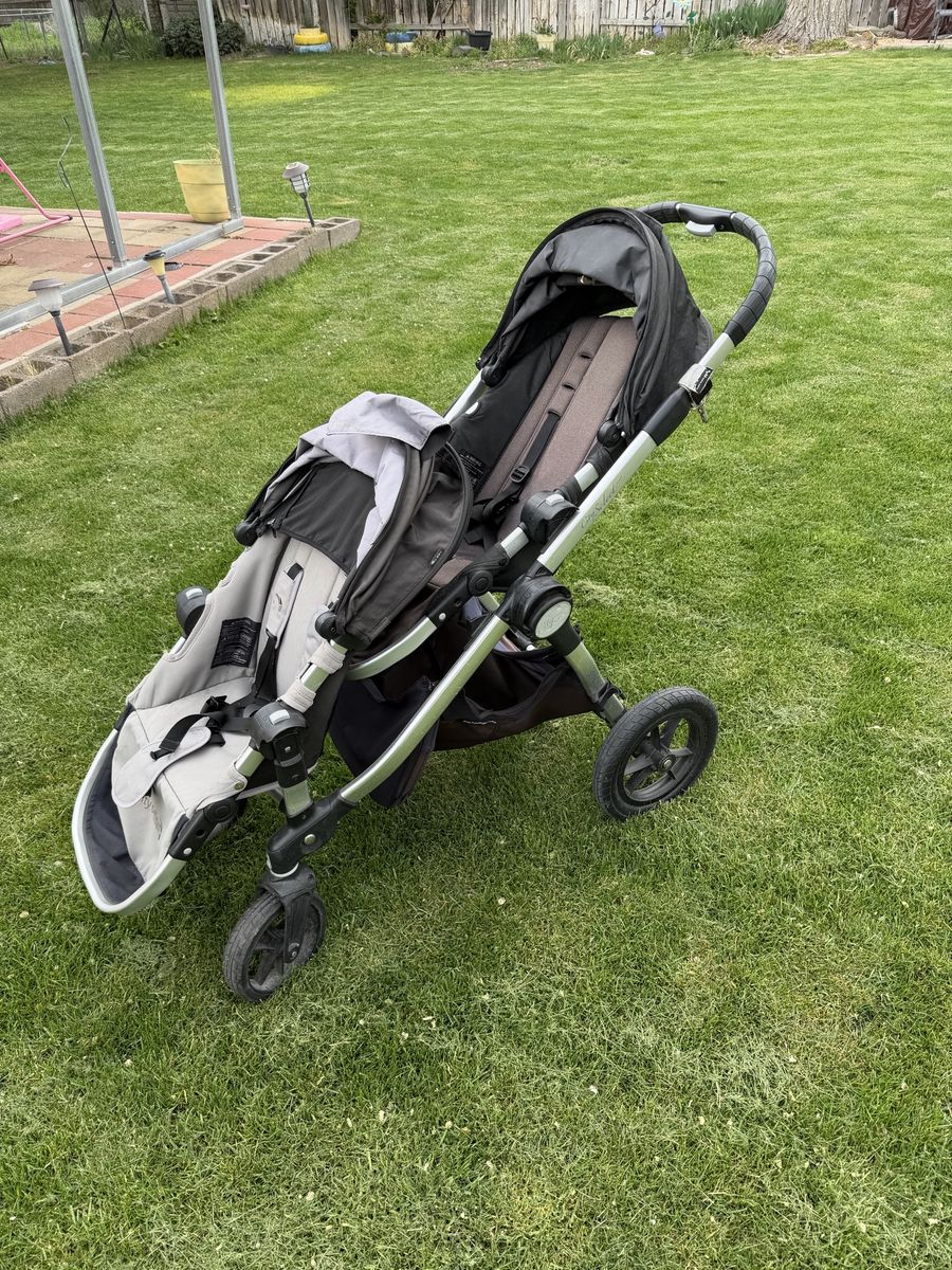 Baby/Toddler Stroller