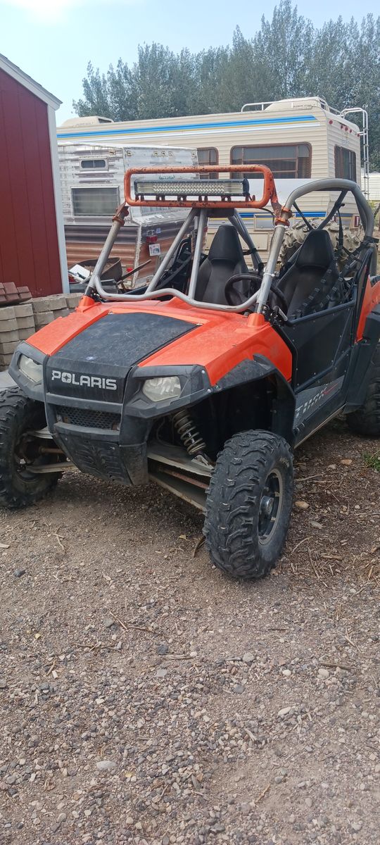 2010 rzr 800s