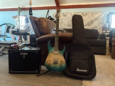 Premium Ibanez with amp