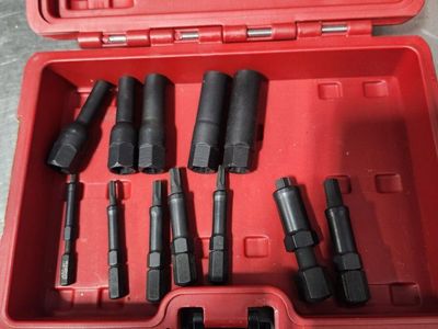 auto tech complete bolt/stud extractor kit