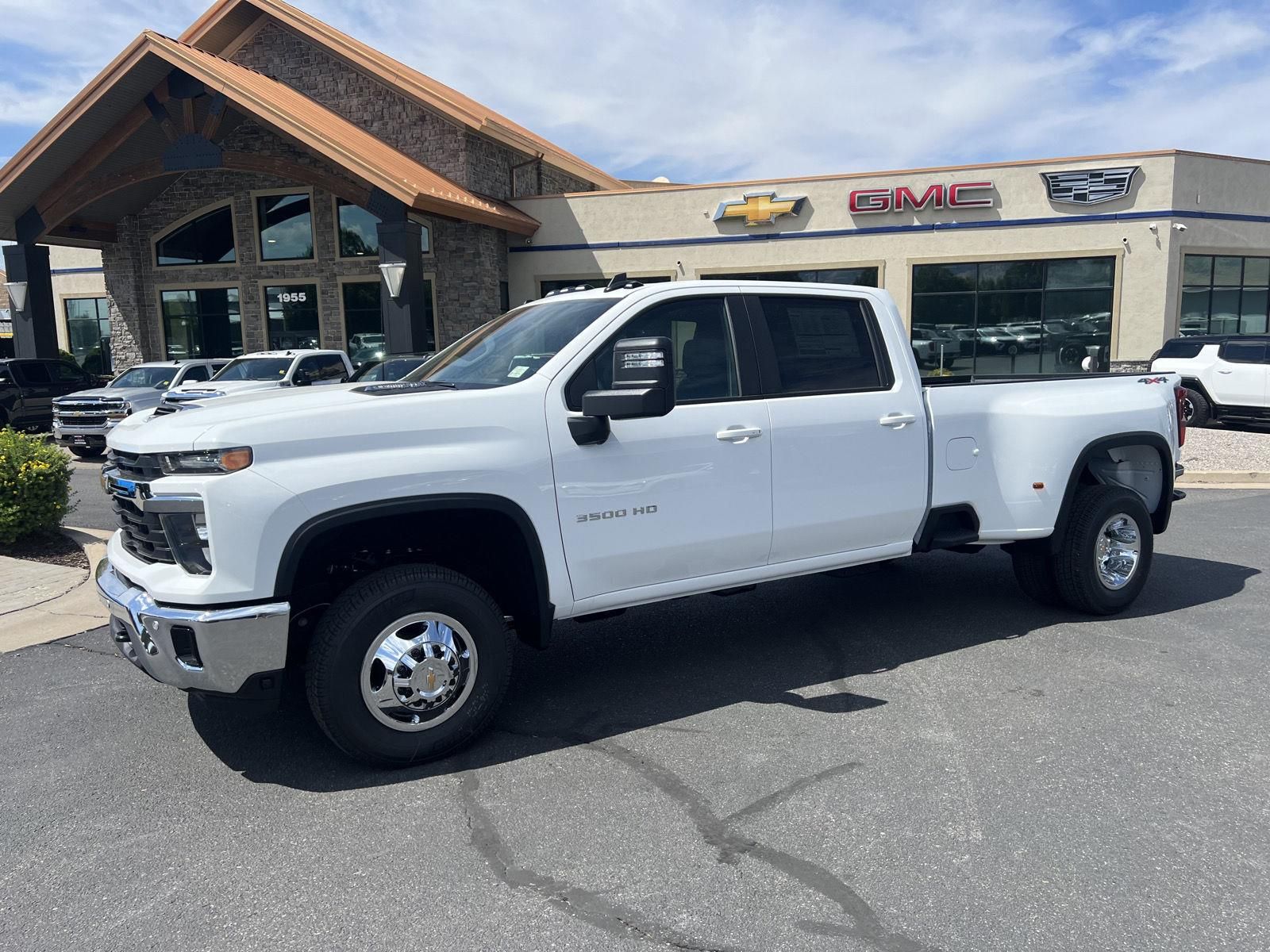 2026 Chevrolet Silverado 3500 LT