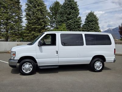 2011 Ford E-Series E-350 SD XLT