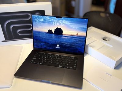 Mint M4 Max 16" MacBook Pro