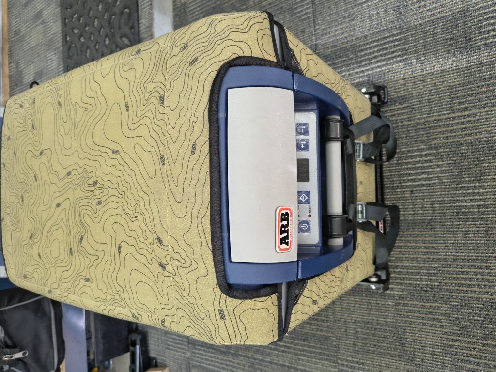 ARB 50 Fridge/ARB Fridge slide