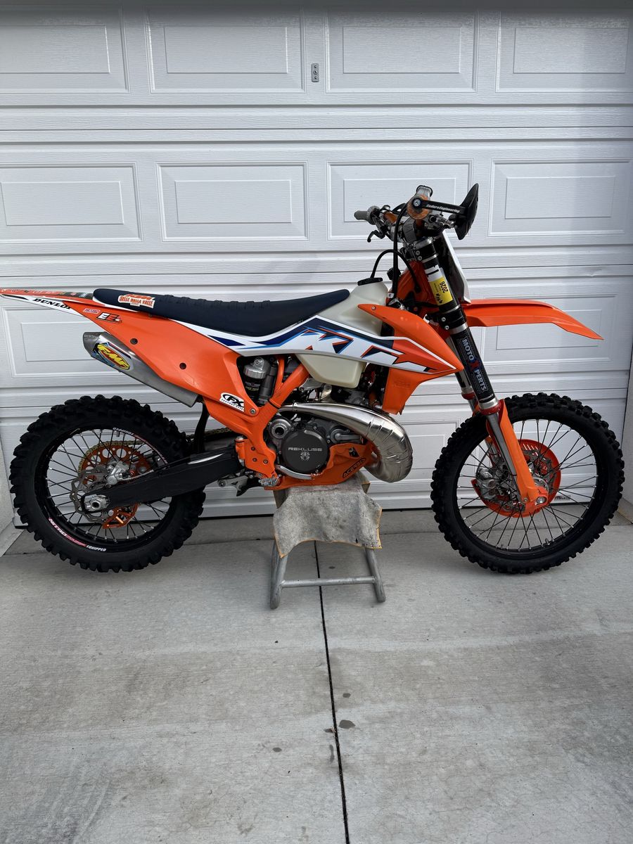 2022 xc 300 ($6000 in add ons)