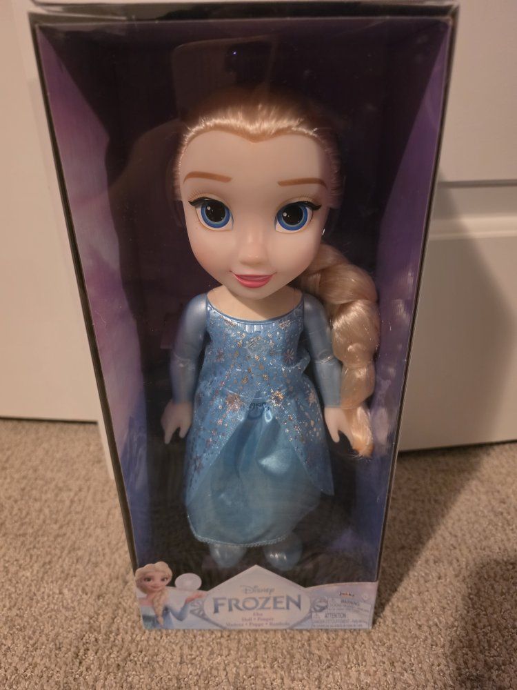 Disney Frozen Elsa Doll in Original Box Jakks Pacific