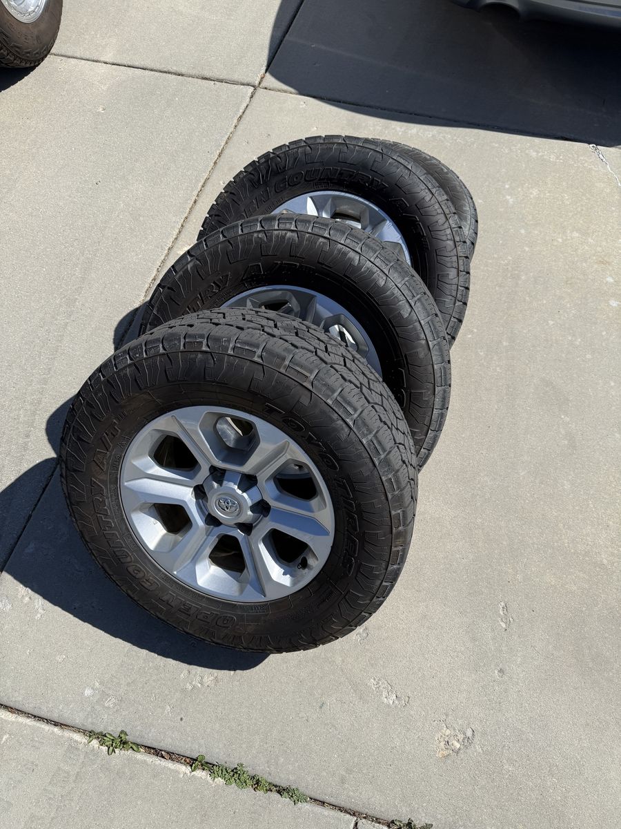 TOYOTA WHEELS AND TIRES