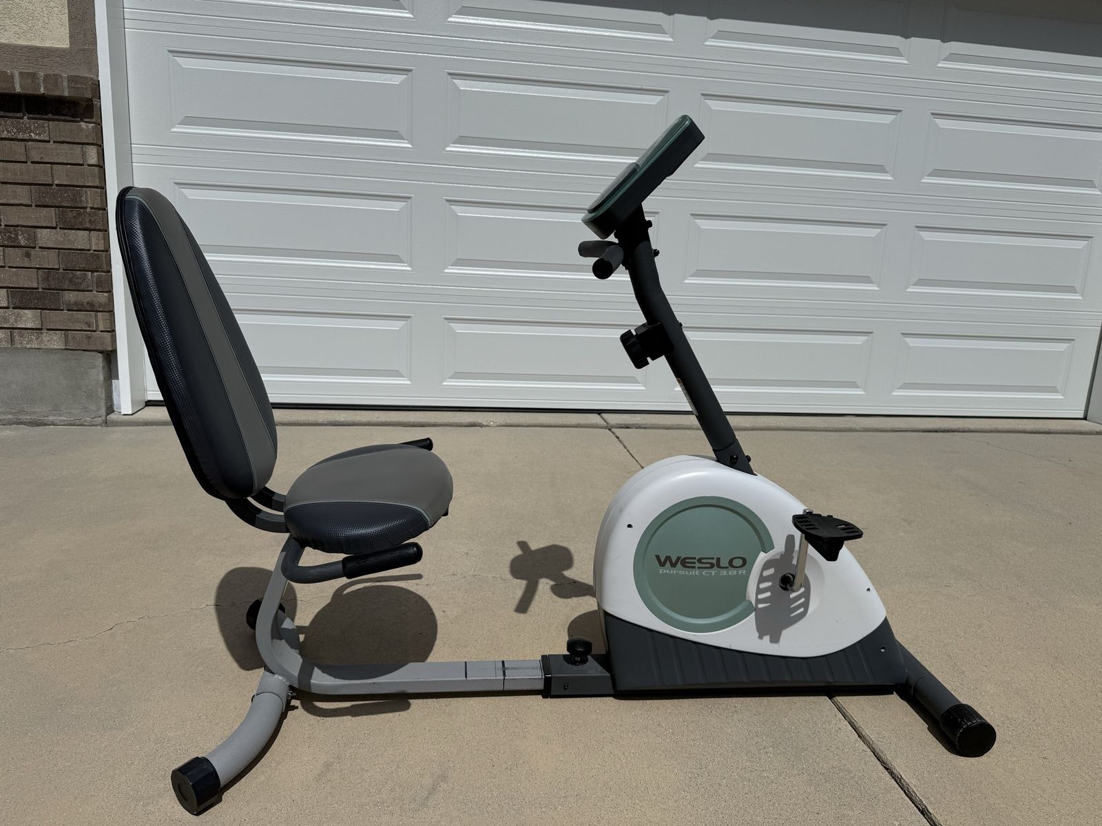 Weslo Pursuit CT 3.8R Exercise Bike