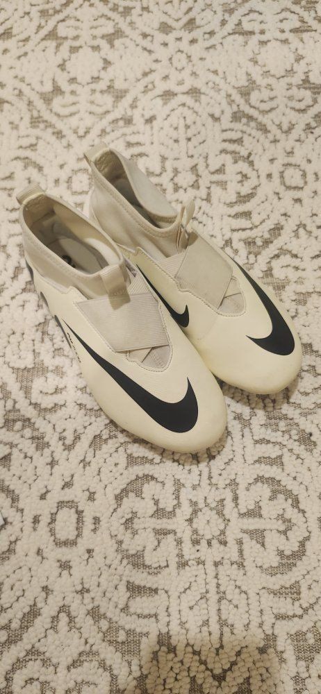 Nike Zoom Mercurial Football Cleats - Beige/Black, Lightly Used Size 6