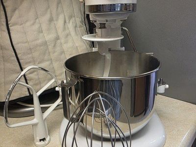 White on White 5qt Lift KitchenAid