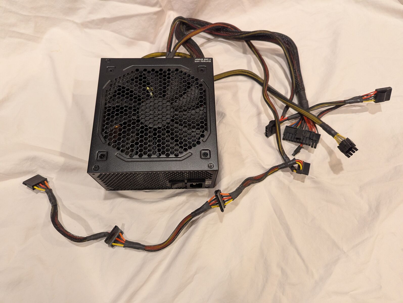 ROSEWILL HIVE 650S 80 Plus Bronze 650W