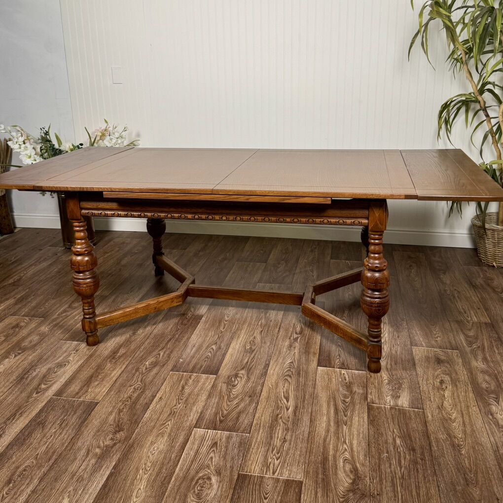 Antique Oak Dining Table with Built-In Draw Leaves