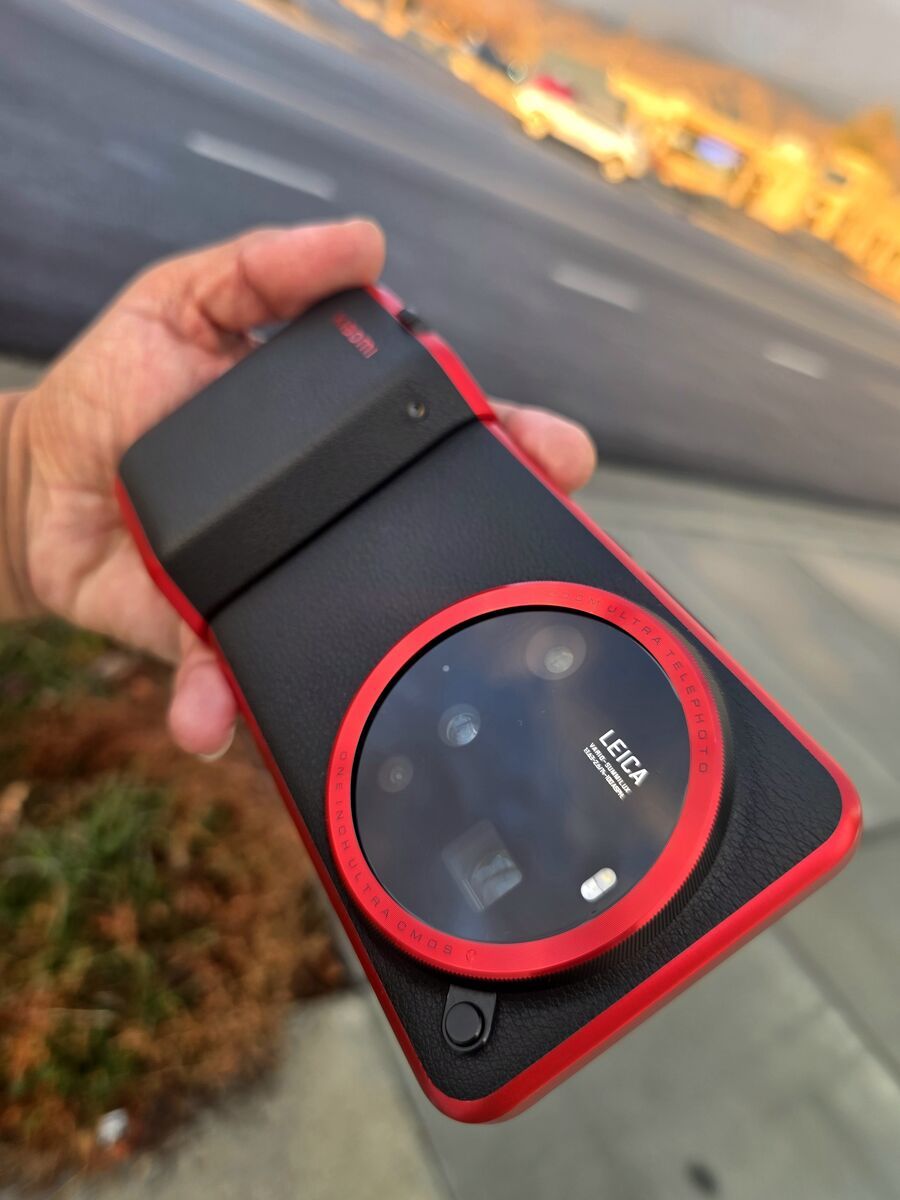 Xiaomi 15 Ultra 512 GB 16GB RAM With photography Kit Unlocked