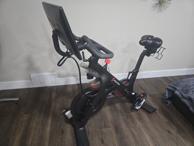 Peloton bike, priced reduced!