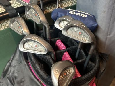PING EYE2 Iron Set & Tommy Armour 845 Putter with Pink Golf Bag - Used Women's Right-Handed Clubs