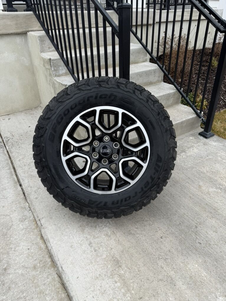 Ford F150 Rims and Tires 275/65R18 Bfgoodrich Ko3