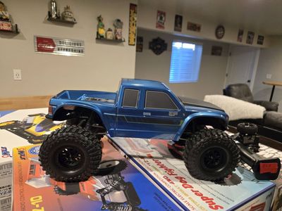 2Axial SCX10iii Coyote's
