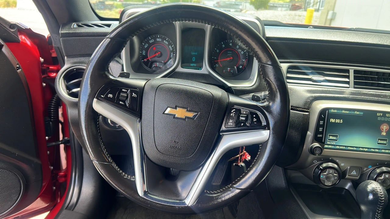 Main image 7