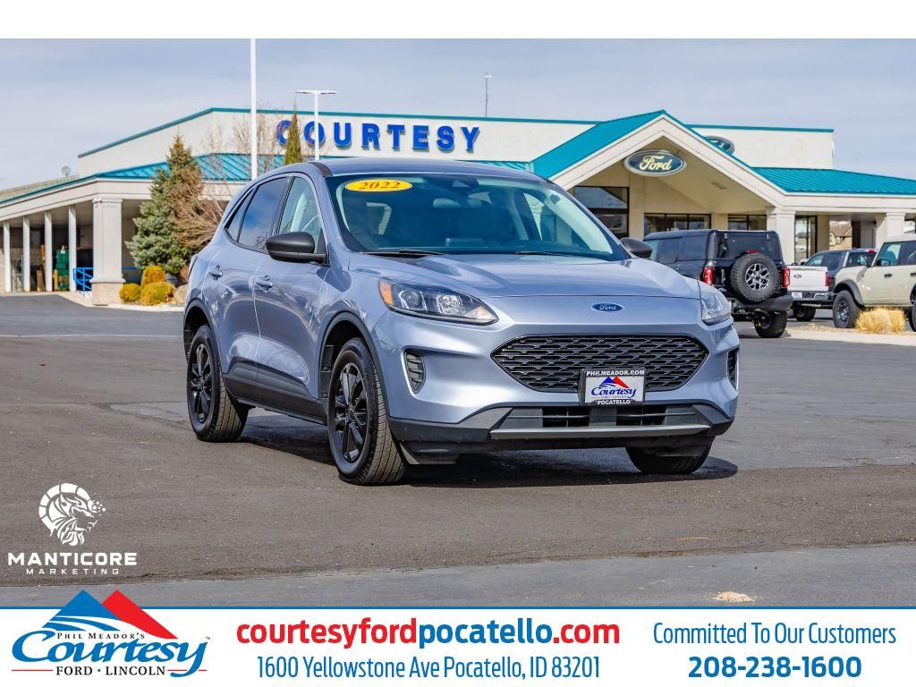 2022 Ford Escape SE