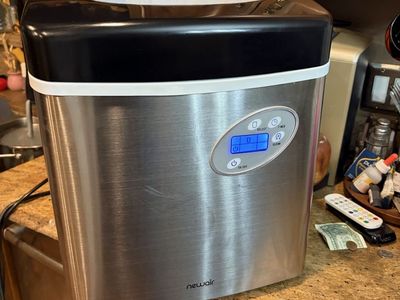 NewAir Countertop Ice Maker Stainless Steel Black