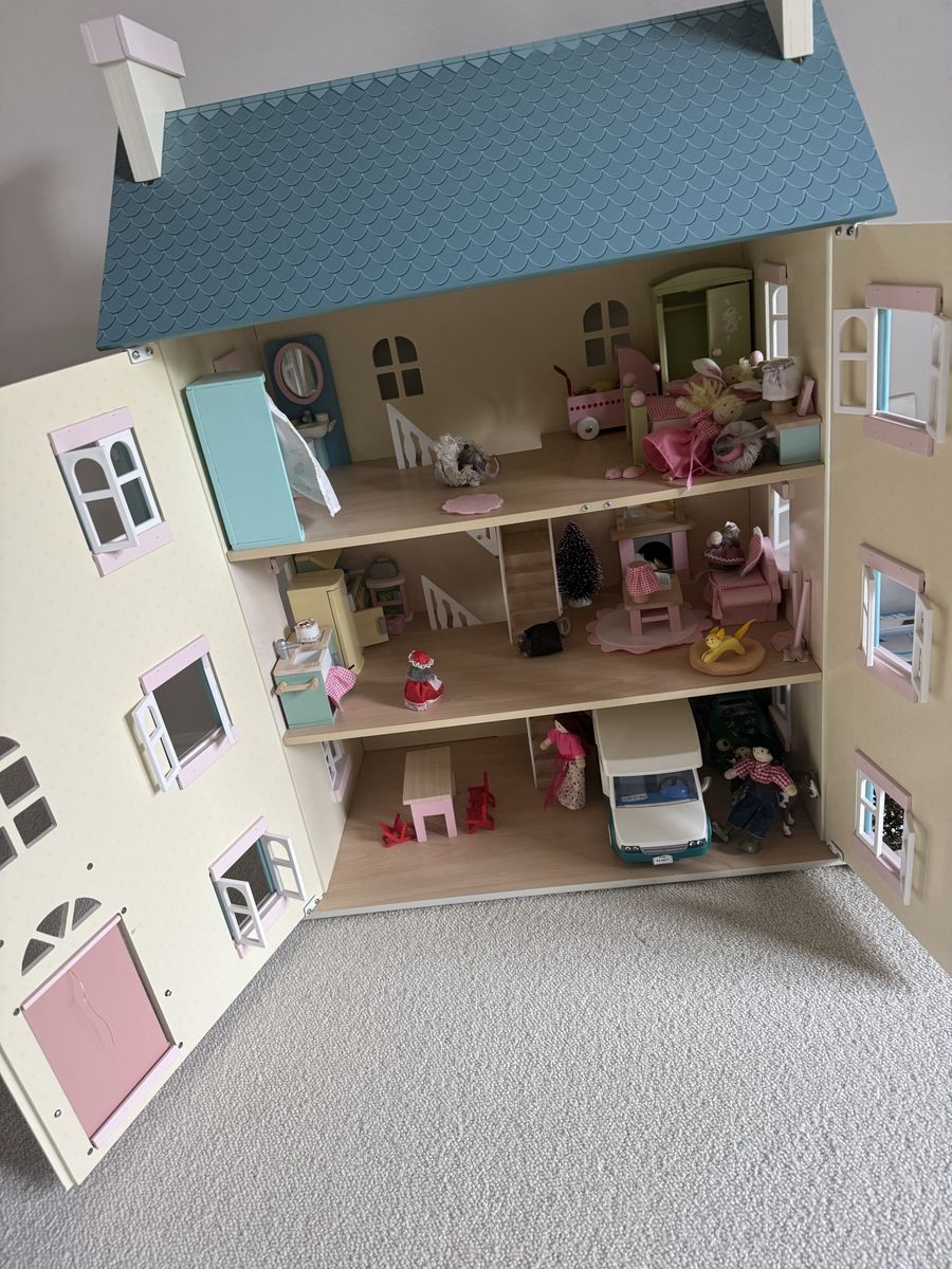 Doll House