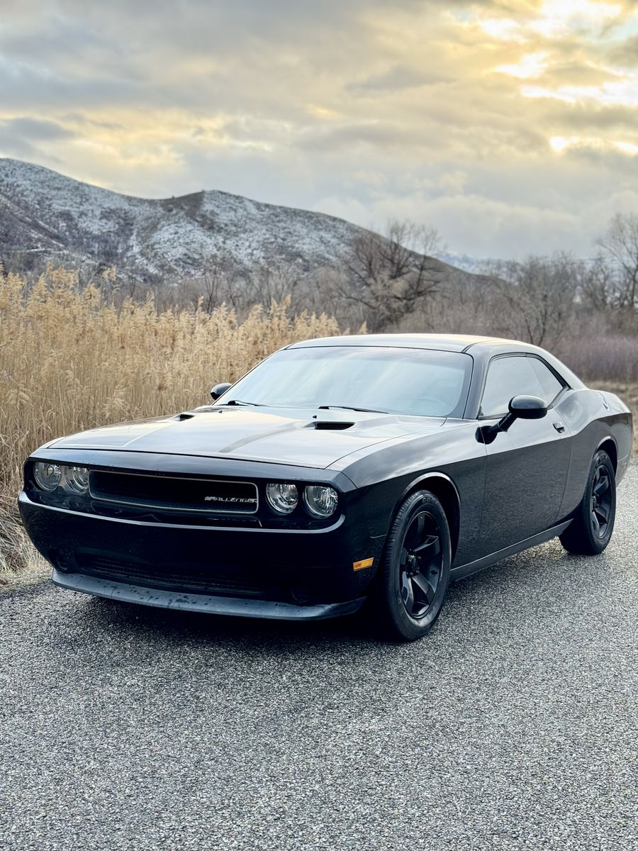 2013 DODGE CHALLENGER SXT