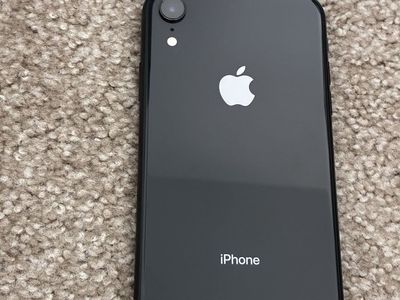 iPhone XR 64GB, unlocked, black