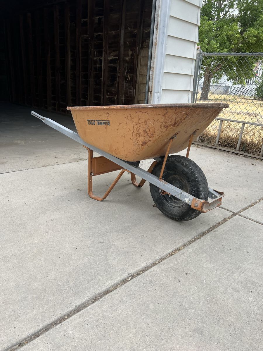 True Temper Steel Wheelbarrow - Used Garden Utility Cart