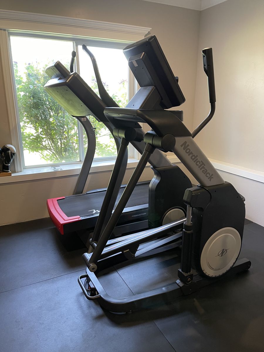 NordicTrack FreeStride FS7i Elliptical Trainer