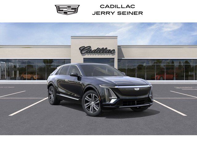2025 Cadillac LYRIQ Luxury 2