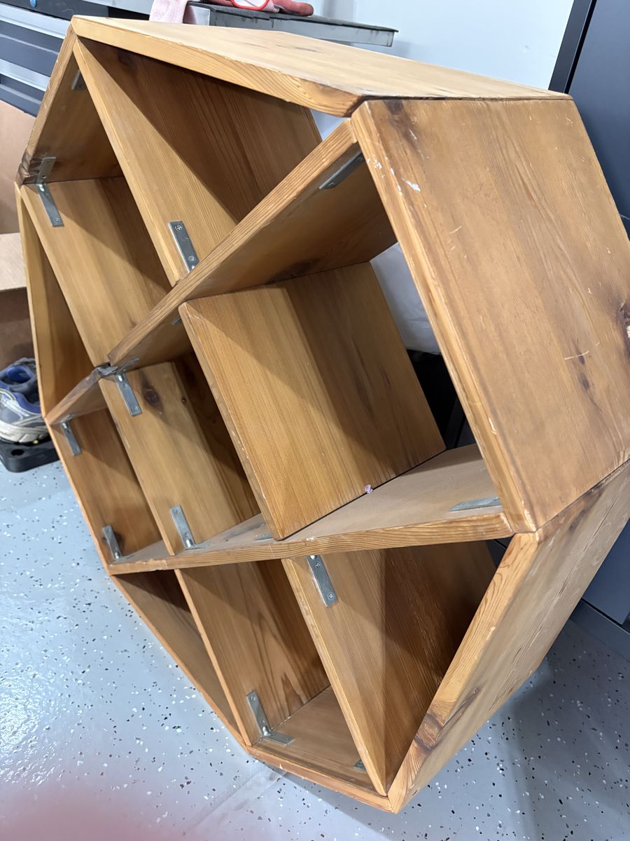 Main image 3
