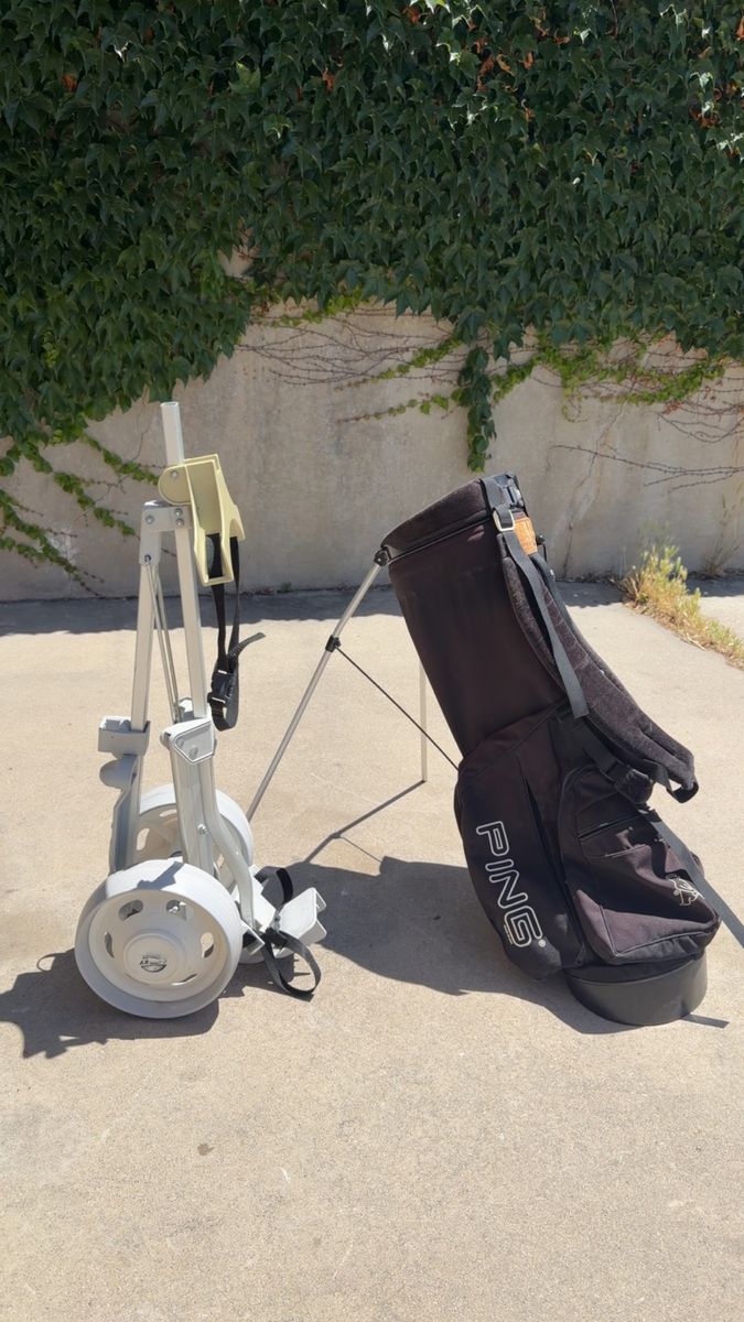 PING golf bag with stand hoofer or golf push cart