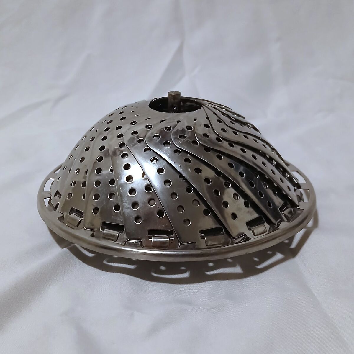 Strainer, Colander, UFO flying saucer