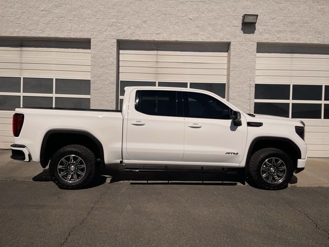 2025 GMC 1500 AT4