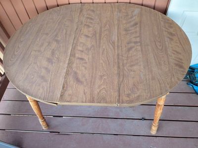 oval wood table