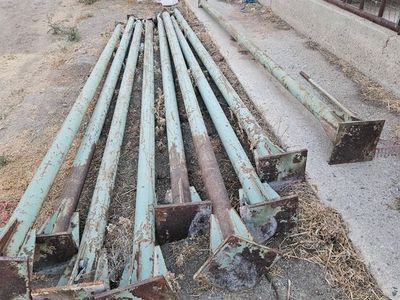 Heavy steel colunms/poles