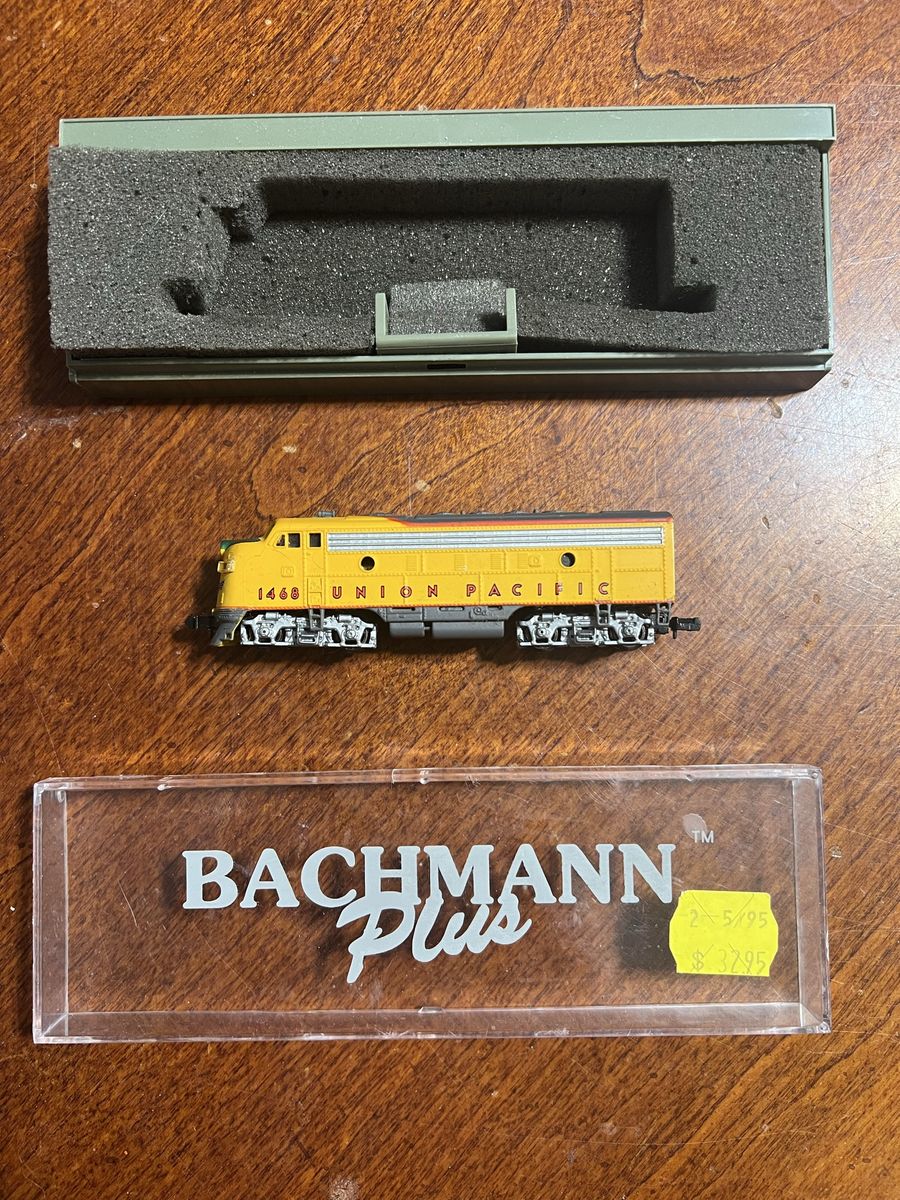 Bachmann Plus Union Pacific 1468 N Scale Diesel Locomotive