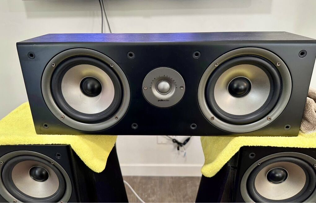Polk Audio CS2 Center Speaker